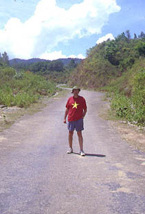BillHoChiMinhTrail.jpg (18410 bytes)
