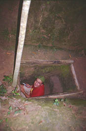 BillTunnel1.jpg (13115 bytes)